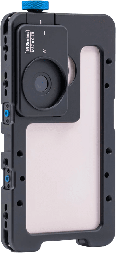 Beastcage for iPhone 16 Pro Series（iPhoneはバンドルに含まれません）が表示された青っぽい色の背景の画像