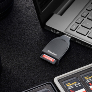 SanDisk QuickFlow SD Card Reader Feature 1