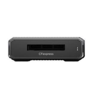 Sandisk Professional Reader CF-Express USB 3.2 Card Reader Front